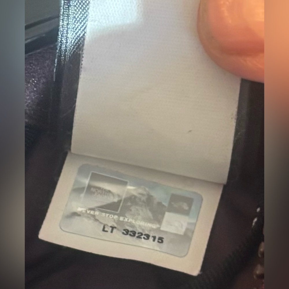 The North Face Women's Purple Down Light Puffer Jacket Small EUC - Picture 10 of 10